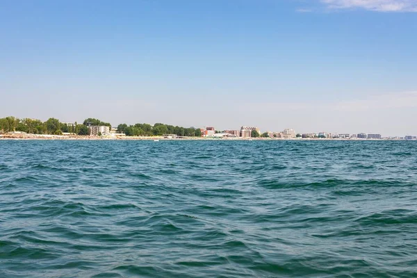 Blick Auf Gebäude Der Stadt Strandnähe Mit Blauem Himmel — Stockfoto