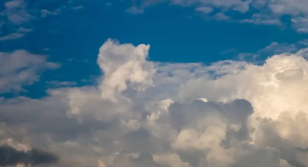 Belo Tiro Céu Nublado — Fotografia de Stock