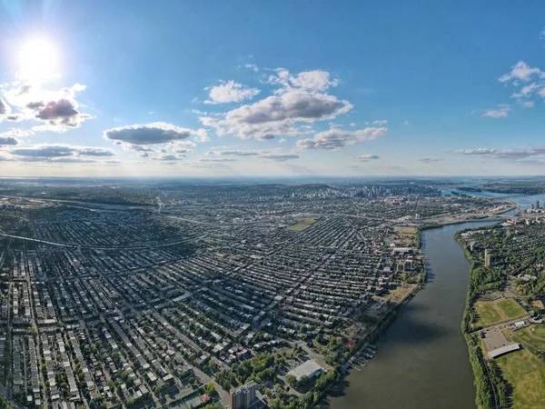 Paisagem Aérea Vista Rio São Lourenço Cidade Montreal Canadá — Fotografia de Stock