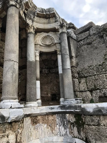 Niski Kąt Pionowy Strzał Niesamowitego Apollon Temple Turcji — Zdjęcie stockowe