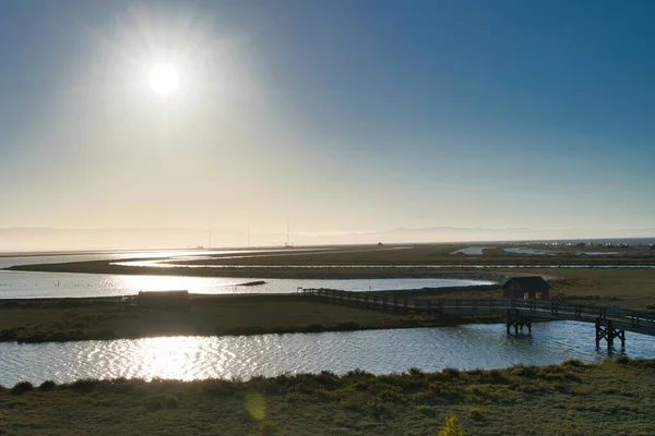 Beautiful View Wooden Bridge Crossing Salt Evaporation Ponds Don Edwards — Stock Photo, Image