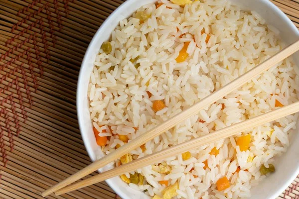High Angle View Cooked Rice Vegetables Bowl Chopsticks Table — Stock Photo, Image