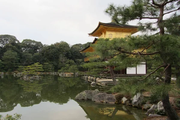 Vacker Bild Tagen Kinkaku Kyoto Japan — Stockfoto