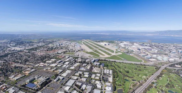 Vista Aérea Del Aeródromo Federal Moffett Mountain View California —  Fotos de Stock