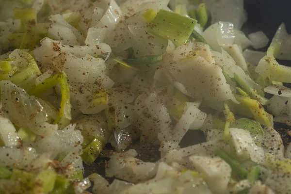 Closeup Shot Chopped Onion Leek Spices — Stock Photo, Image