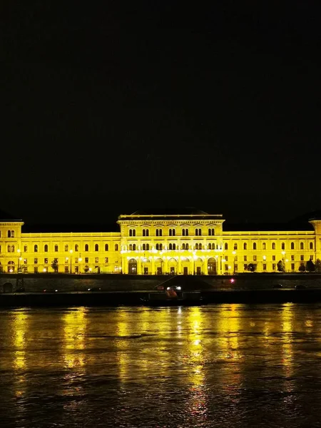Université Corvinus Budapest Nuit — Photo