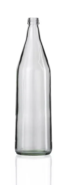 Disparo Vertical Una Botella Vidrio Vacía Aislada Sobre Fondo Blanco —  Fotos de Stock