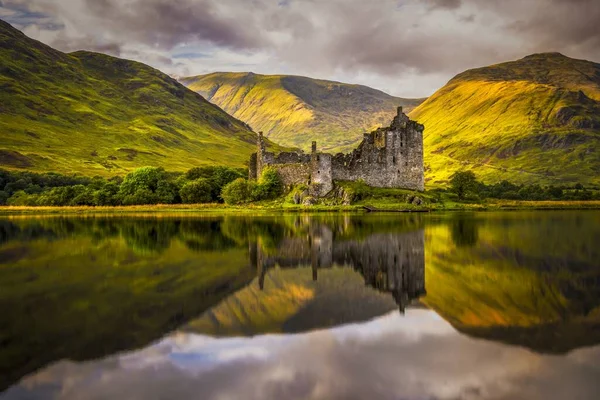 Kilchurn Castle Sunset Scotish Highlands — Stock Photo, Image