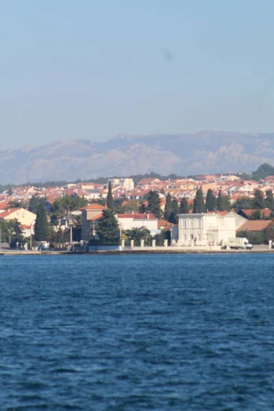 Fascynujący Widok Panoramę Miasta Rzeką Zagrzebiu Chorwacja — Zdjęcie stockowe