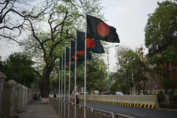 Μια Όμορφη Κυματιστή Σημαία Του Μπανγκλαντές — Φωτογραφία Αρχείου