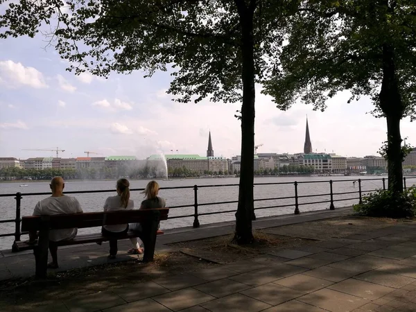 Una Panoramica Del Lago Del Parco Binnenalster Inner Alster Lake — Foto Stock