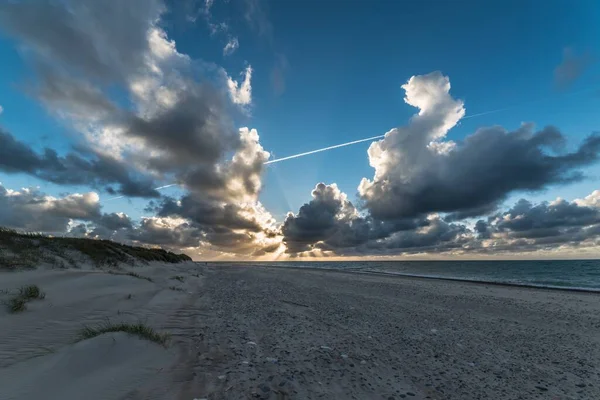 Eau Devant Plage Lors Magnifique Coucher Soleil — Photo