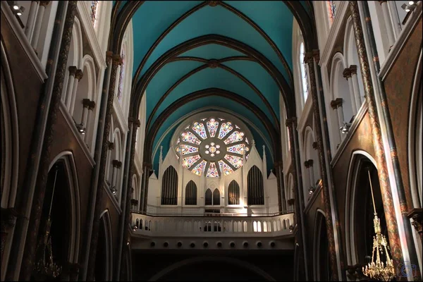 Всередині Церкви Святого Серця Більбао Іспанія — стокове фото