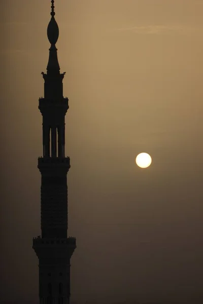 Delhi Deki Kutup Minarı Olarak Bilinen Zafer Kulesinin Günbatımında Çekilen — Stok fotoğraf