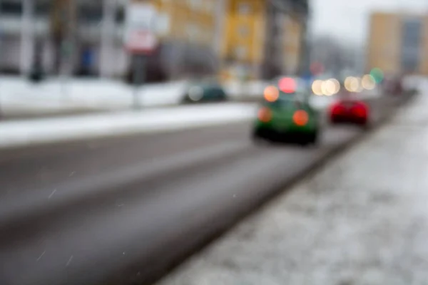 Rozostřený Záběr Aut Silnici Zimě Efektem Bokeh — Stock fotografie