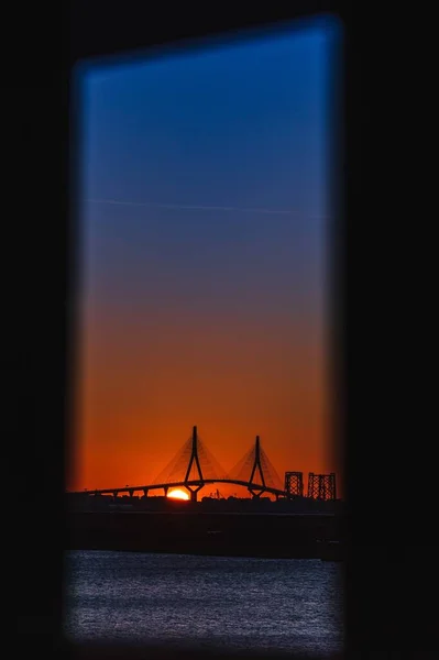 Silueta Arthur Ravenel Bridge Sullivan Usa Colorido Cielo Nocturno — Foto de Stock