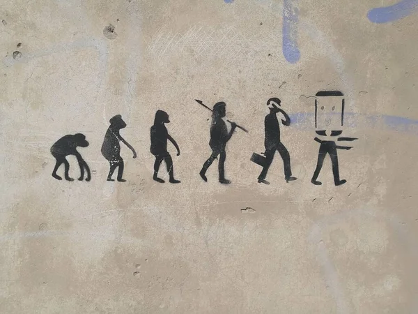 Пескара Италия Июня 2018 Года Концепция Эволюции Человека Нарисованная Стене — стоковое фото