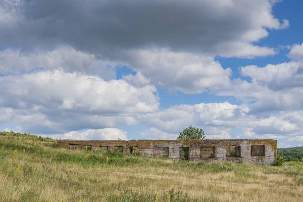 Historický Památník Pozůstatky Chatrče Staré Kolonie Pro Vězně Souostroví Gulag — Stock fotografie