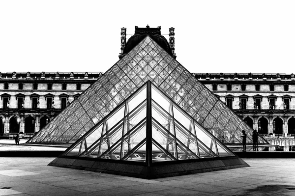 Paris France Sep 2019 Photo Noir Blanc Alignement Des Pyramides — Stock Photo, Image
