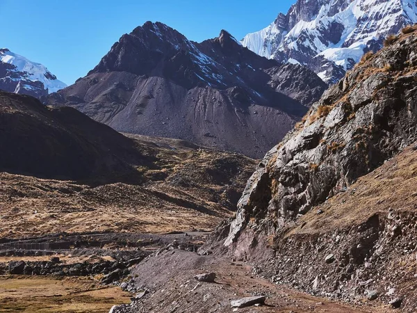 Peru Daki Karla Kaplı Ausangate Dağının Nefes Kesici Manzarası — Stok fotoğraf