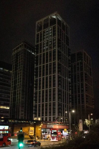 Vertical Shot Skyscraper Night Time — Stock Photo, Image