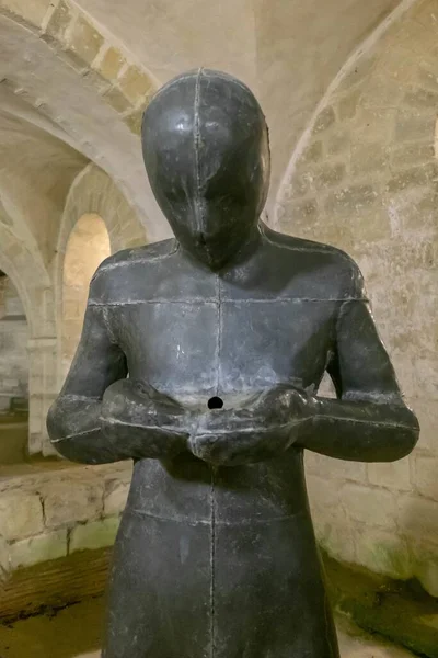 Winchester United Kingdom Dec 2018 Sculpture Sound Antony Gormley Crypt — Stock Photo, Image