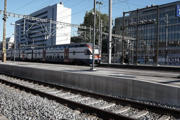 チューリッヒ スイス 2020年7月13日 次の列車 次の停留所 次の旅行にチューリッヒの主要駅 — ストック写真