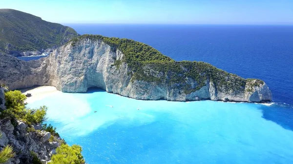 Tiro Panorâmico Uma Famosa Baía Naufrágio Ilha Zakynthos Grécia — Fotografia de Stock