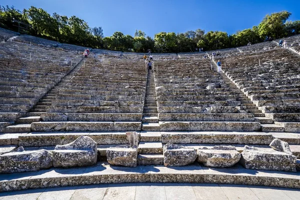 Görüntü Epidarius Taki Ünlü Yunan Tiyatrosunu Sahneden Taştan Koltuklara Bakarken — Stok fotoğraf