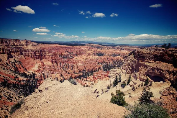 Słoneczny Krajobraz Kanionu Parku Narodowym Bryce Canyon Utah Usa — Zdjęcie stockowe