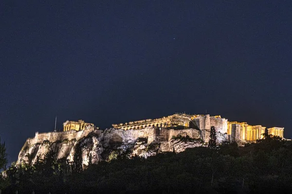 Immagine Mostra Una Vista Dell Acropoli Sopra Città Atene Illuminata — Foto Stock