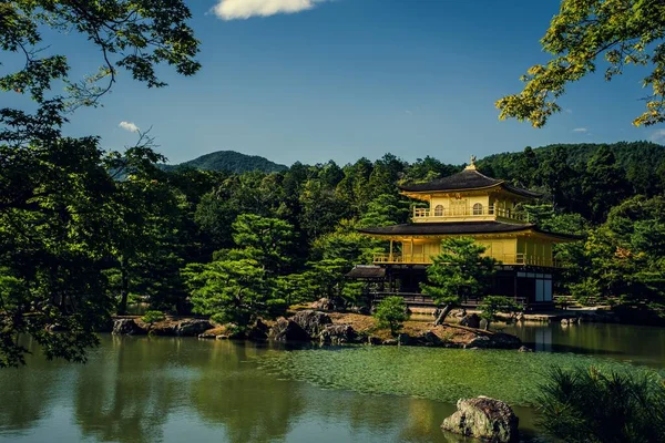 Templo Budista Kinkaku Kyoto Japão — Fotografia de Stock