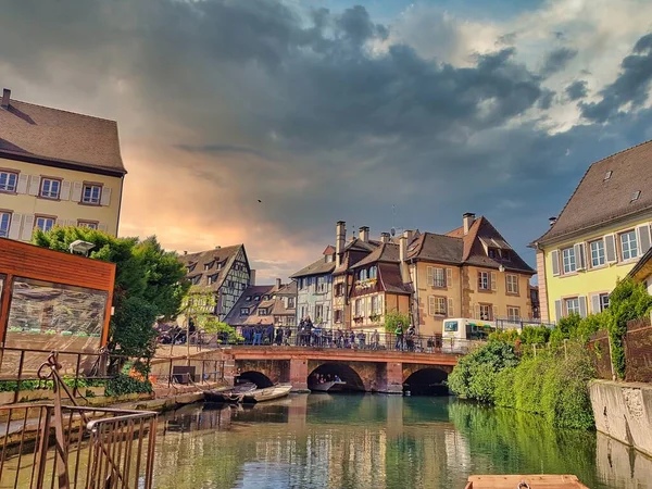 Alsazia Colorate Case Tradizionali Nel Bellissimo Villaggio Colmar Francia Europe — Foto Stock