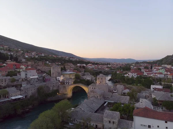 Jembatan Bosnia Mostar Melakukan Perjalanan Tempat Bersejarah — Stok Foto