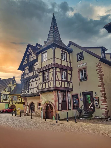 Αλσατία Πολύχρωμα Παραδοσιακά Σπίτια Στο Όμορφο Χωριό Colmar Γαλλία — Φωτογραφία Αρχείου