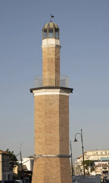 Uma Foto Vertical Velho Farol Cervia Itália — Fotografia de Stock