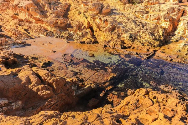 メノルカ島 バレアレス諸島 スペインの自然に隠された小さな入り江の美しい景色 — ストック写真