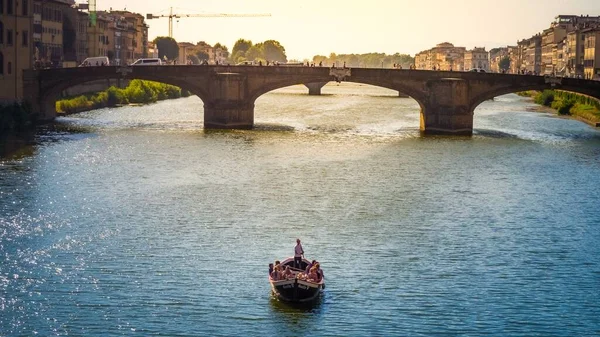 Firenze Italia Maggio 2019 Ponte Vecchio Fiume Arno Firenze Famoso — Foto Stock