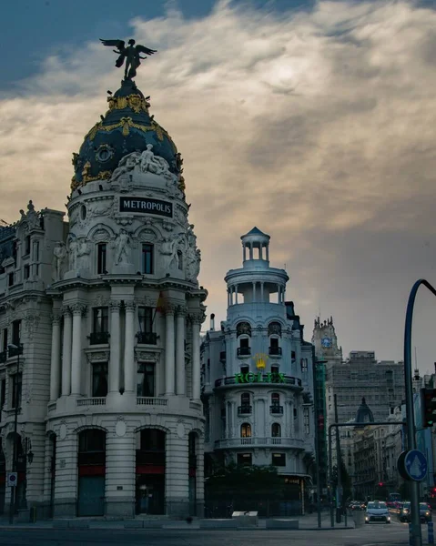 Madrid Španělsko Července2020 Července2020 Madrid Gran Metropolis Building Západ Slunce — Stock fotografie