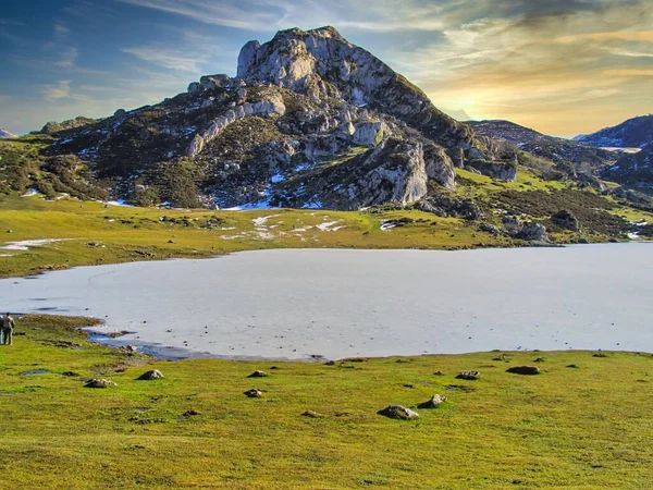 Астурія Озеро Ковадонга Національному Парку Пікос Європа Іспанія — стокове фото