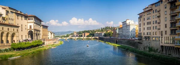 Virágüzlet Olaszország 2019 Május Ponte Vecchio Arno Folyó Firenzében Híres — Stock Fotó