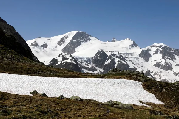 Una Vista Hermosa Naturaleza Del Paso Susten Situado Suiza Invierno — Foto de Stock