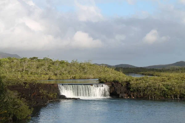 Neukaledoniens Madeleine Wasserfall Mitten Nirgendwo — Stockfoto