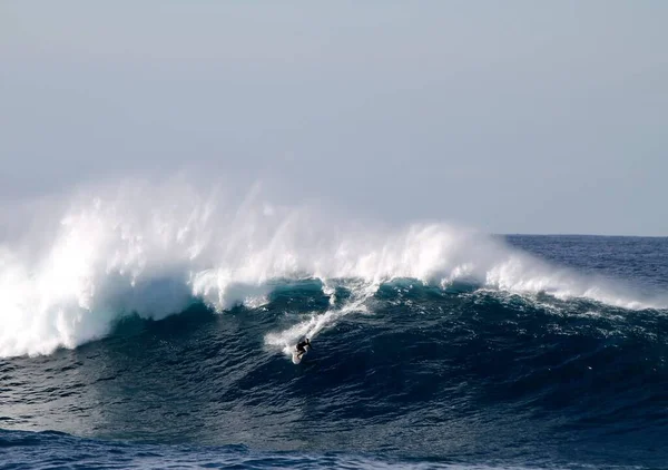 Sydney Rakousko Května 2016 Surfař Obrovské Australské Vlně Tohle Vlečné — Stock fotografie