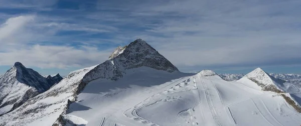 Uno Scatto Aereo Del Bellissimo Ghiacciaio Dell Hintertux Austria — Foto Stock