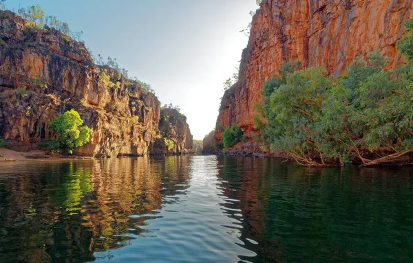 Katherine Gorge Tidig Morgon Båttur Uppför Floden Med Underbara Reflektioner — Stockfoto