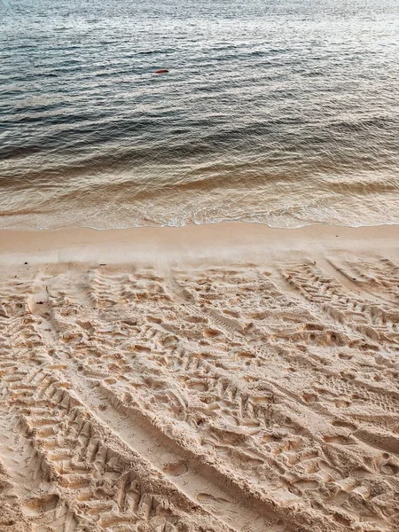 Una Hermosa Toma Vertical Orilla Del Mar Una Playa Río — Foto de Stock