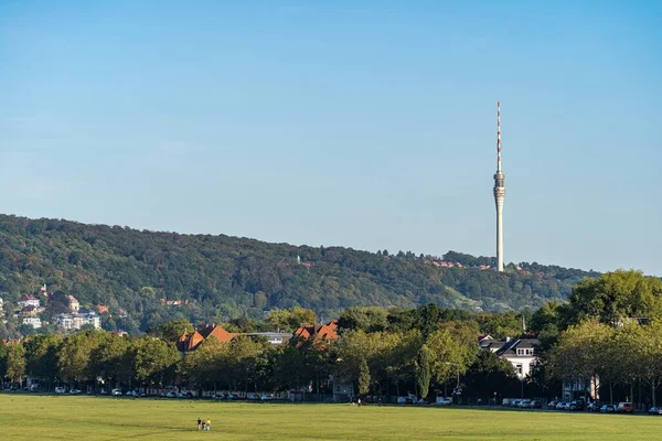 Ein Fernsehturm Park Dresden — Stockfoto