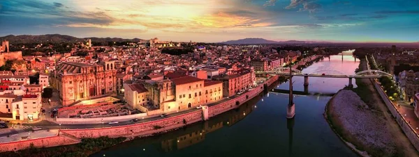 トルトーサ タラゴナの歴史的都市の空中ビュー スペイン カタルーニャ州 ドローン写真 — ストック写真