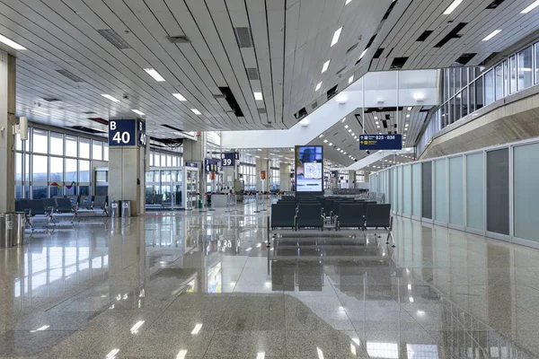 Rio Janeiro Brasil Julio 2020 Pasillo Embarque Vacío Aeropuerto Internacional — Foto de Stock